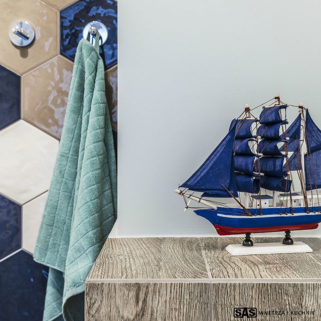 Декорация с морски мотиви в банята
